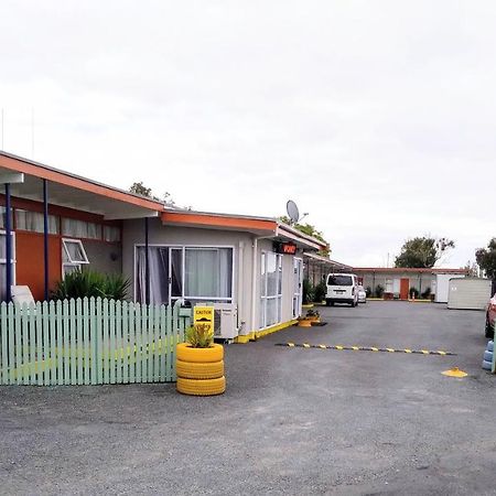 Paeroa Rail Trail Motel Екстериор снимка